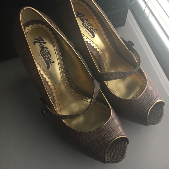 Hale Bob heels, like New! Wore them twice, size 7 - Picture 1 of 3